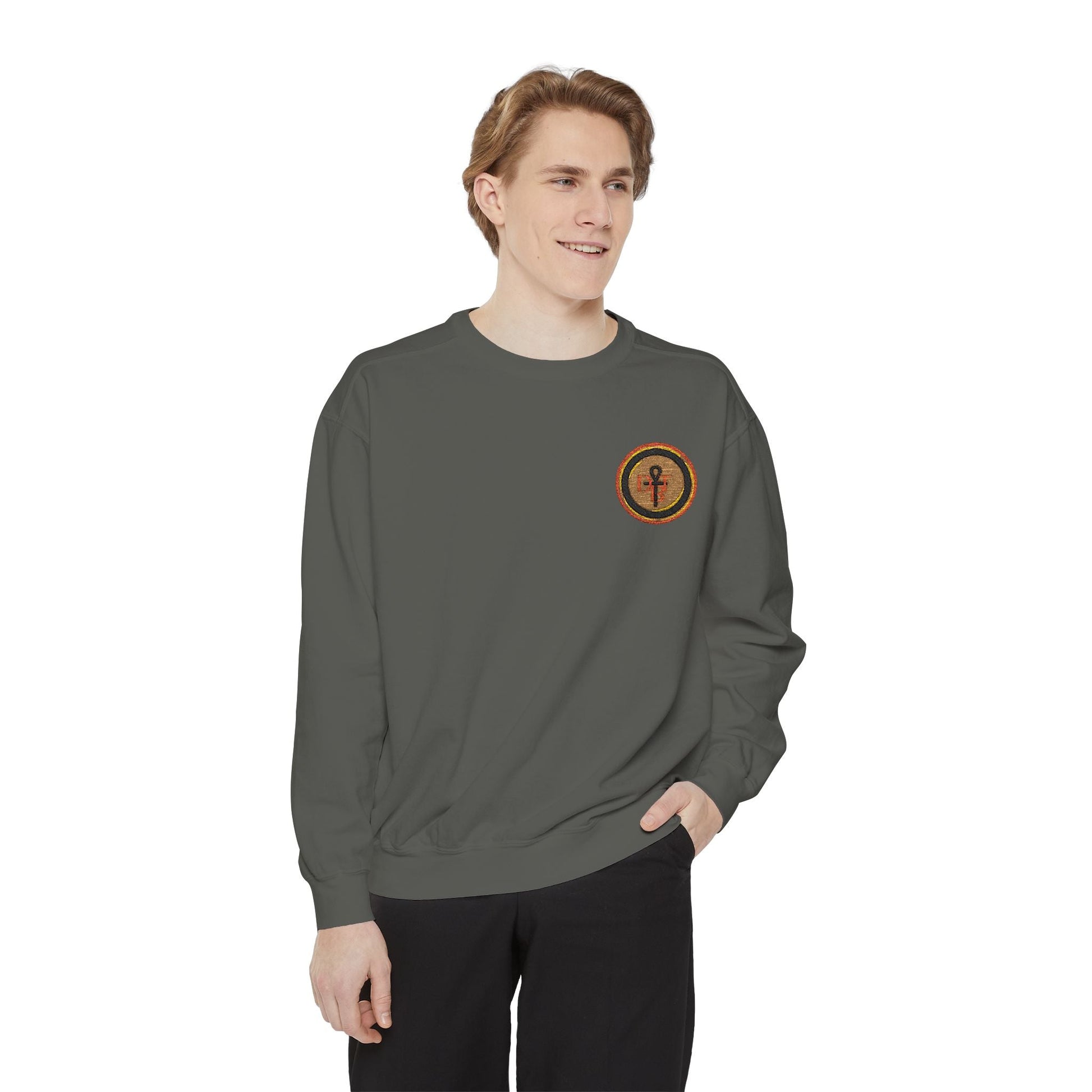 DBT Royalty sweatshirt — vintage garment dye color Pepper